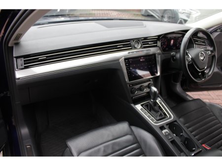 2019 Volkswagen Passat - thumbnail 21