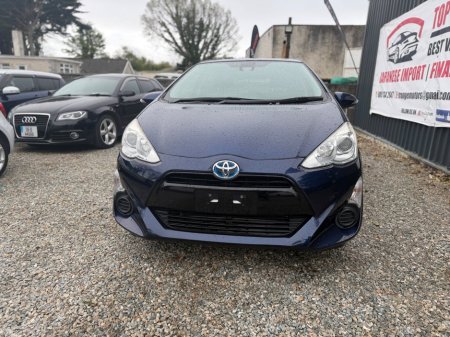 2016 Toyota Aqua - thumbnail 2