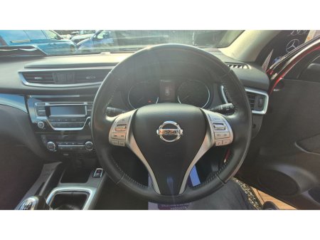 2015 Nissan Qashqai - thumbnail 18