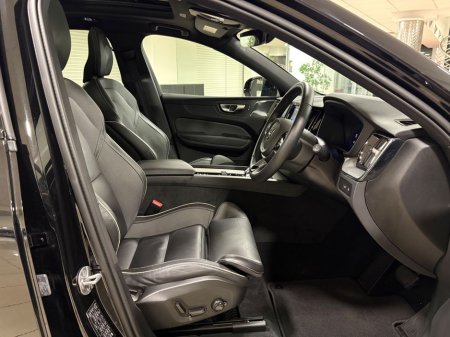 2025 Volvo XC60 T6 PLUS BLACK EDITION AWD=PAN ROOF//HUGE SPEC//AS NEW=2 YEAR VOLVO WARRANTY=TAILORED FINANCE PACKAGES AVAILABLE=TRADE IN’S WELCOME €62,995 thumbnail