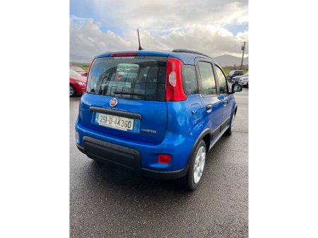 2025 Fiat Panda Panda 1.0 70 HP 5 Seat €17,450 thumbnail