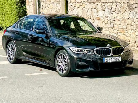 2020 BMW 3 Series - thumbnail 3