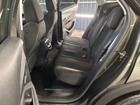 2020 Peugeot 3008 1.2 PureTech 130bhp Active €19,950 thumbnail