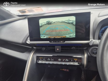 2024 Toyota C-HR - thumbnail 11