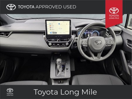 2025 Toyota Corolla Cross 1.8 Hybrid Luna (New Model) €38,949