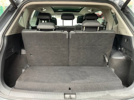 2021 Volkswagen Tiguan - thumbnail 18