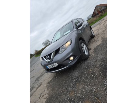 2015 Nissan X-Trail - thumbnail 4