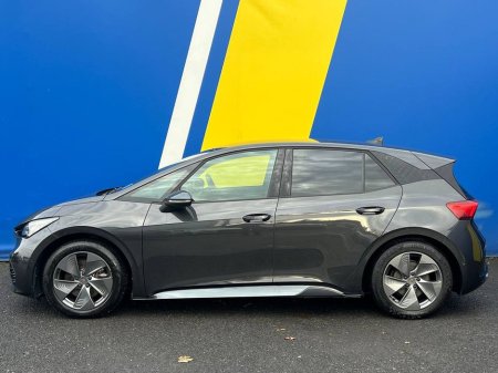 2022 Cupra Born 58 KWH // HEATED SEATS // APPLE CARPLAY/ANDROID AUTO // DUAL ZONE CLIMATE CONTROL €21,900