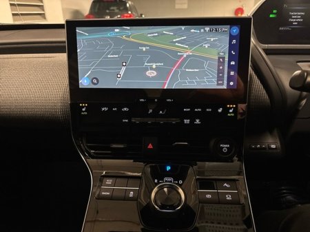 2022 Toyota bZ4X SPORT 11KW EV AUTOMATIC // HEATED SEATS & STEERING WHEEL // REAR CAMERA & PARK ASSIST // APPLE CARPLAY/ANDROID AUTO // POWER TAILGATE // FULL WARRANTY €26,945 thumbnail