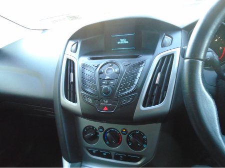 2014 Ford Focus - thumbnail 8