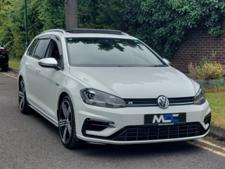 2017 Volkswagen Golf  €30,995