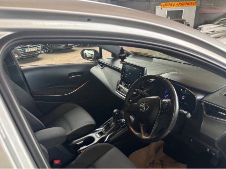 2021 Toyota Corolla - thumbnail 6