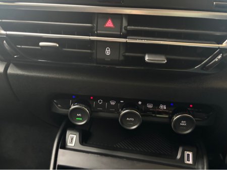 2022 Citroen C4 - thumbnail 9