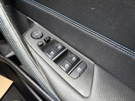 2020 BMW 5 Series - thumbnail 21