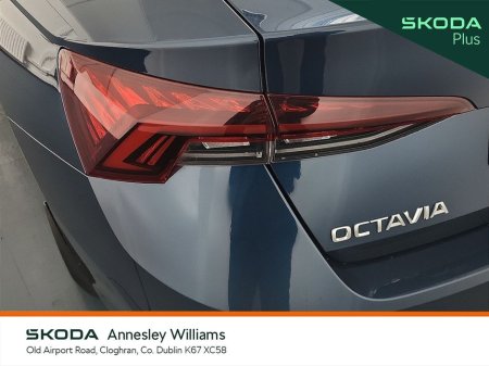 2021 Skoda Octavia - thumbnail 21