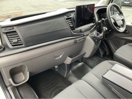 2025 Ford Transit - thumbnail 20