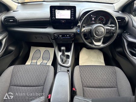 2023 Toyota Yaris 1.5 HYBRID LUNA AUTO €81 PW €16,995 thumbnail