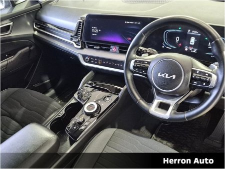 2023 Kia Sportage 1.6 PHEV K3 265PS 4X4 AUTO €35,900 thumbnail