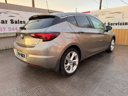 2017 Vauxhall Astra 1.4 TURBO SRI 147BHP 5DR €9,800 thumbnail