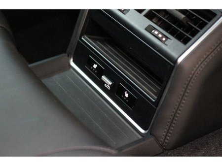 2023 Porsche Panamera - thumbnail 47