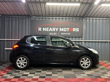 2019 Peugeot 208 1.5 BlueHDi 100bhp Active €10,950