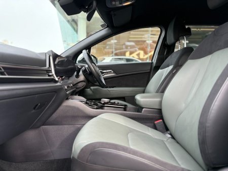 2024 Kia Sportage HEV Automatic €39,995 thumbnail