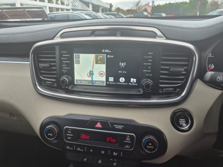 2018 Kia Sorento - thumbnail 12