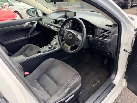 2014 Lexus CT 200 h - thumbnail 12