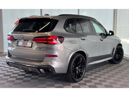 2025 BMW X5 50E M SPORT*PAN ROOF*SKYSCRAPER GREY*