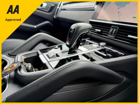 2023 Porsche Cayenne - thumbnail 38