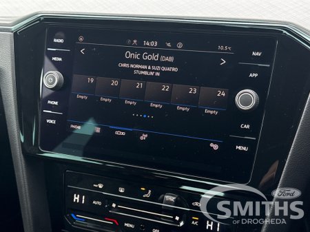 2022 Volkswagen Passat BUSINESS 2.0TDI 122PS **DSG AUTO** €27,950 thumbnail