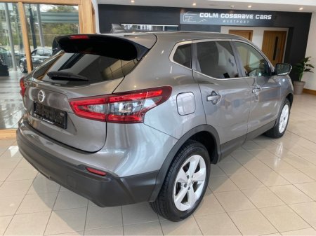2017 Nissan Qashqai  €13,950