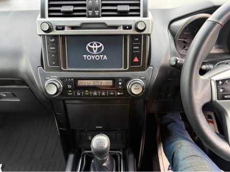 2017 Toyota Landcruiser - thumbnail 12