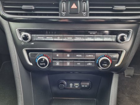 2018 Kia Optima 1.6 CRDI 135BHP ISG SALOON / TAX €200 REF: 182G2476 €14,950 thumbnail