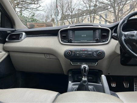 2015 Kia Sorento PLATINUM 4x4 PANORAMIC SUNROOF €12,495 thumbnail