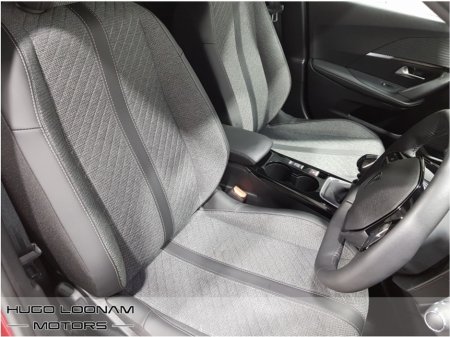 2025 Peugeot 2008 - thumbnail 19