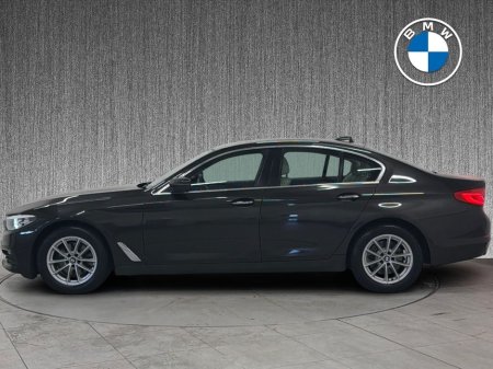 2017 BMW 5 Series - thumbnail 3