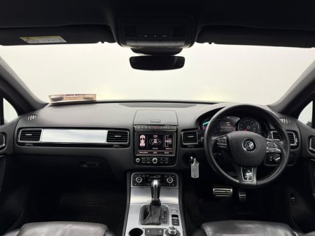 2018 Volkswagen Touareg - thumbnail 10