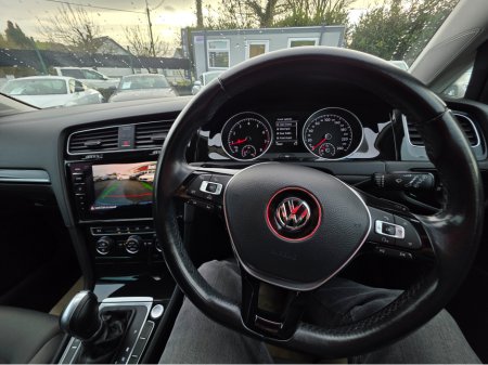 2017 Volkswagen Golf ( 172 REG )1.4 TSI HIGHLINE ALCANTARA SEATS CARPLAY ANDROID AUTO BLIND SPOT LANE ASSIST €17,950 thumbnail