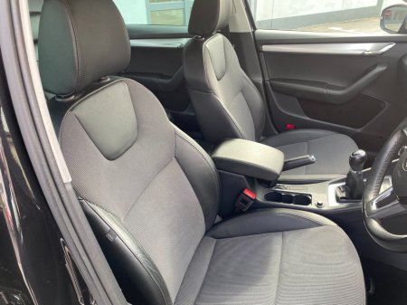 2019 Skoda Octavia - thumbnail 12