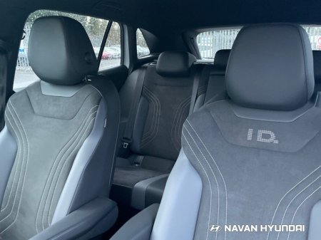 2024 Volkswagen ID.4 PRO PLUS 77kWh 286HP €34,950 thumbnail