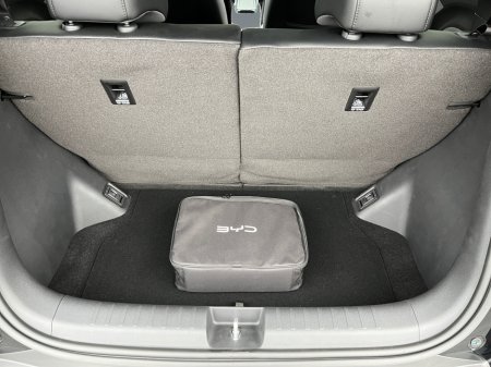 2026 BYD Dolphin Surf Surf Comfort 43kWh €26,400 thumbnail