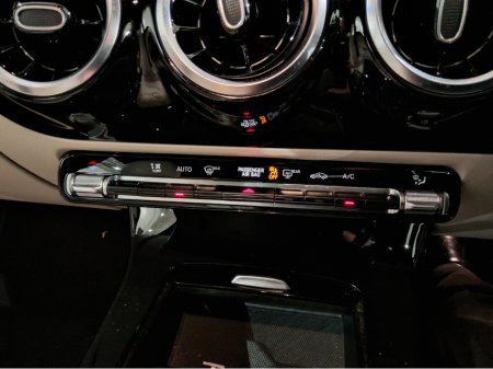 2022 Mercedes-Benz A Class 180 SALOON  AUTO - Low Mileage - Cream Leather Interior - €35,950 thumbnail