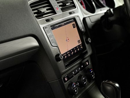 2014 Volkswagen Golf - thumbnail 31