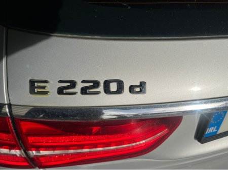 2018 Mercedes-Benz E Class 220 D AVANTGARDE 5DR AUTO €19,950 thumbnail