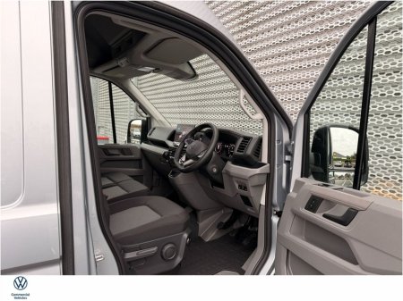 2026 Volkswagen Crafter HIGHLINE 30 MWB HR 140HP M6F €38,995 thumbnail