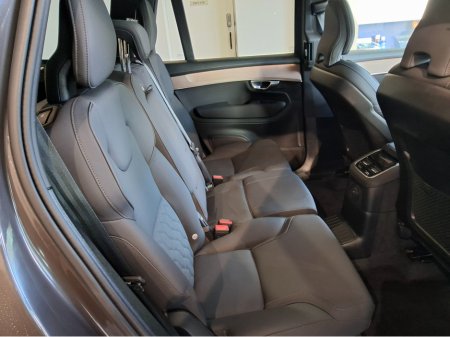 2025 Volvo XC90 T8 PHEV AWD AUTO PLUS - New Model - 7 Seats - Pan Roof - Black Leather - thumbnail