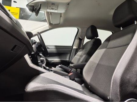 2022 Volkswagen Taigo LIFE 1.0 TSI 110HP D7F 5 5DR AUTO €19,995 thumbnail