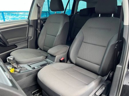 2017 Volkswagen Golf - thumbnail 6