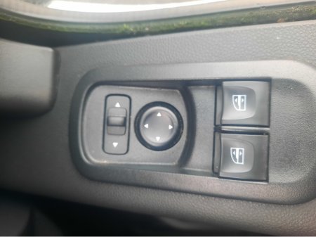 2024 Nissan Interstar - thumbnail 15